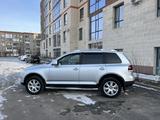 Volkswagen Touareg 2008 года за 6 400 000 тг. в Кокшетау – фото 4