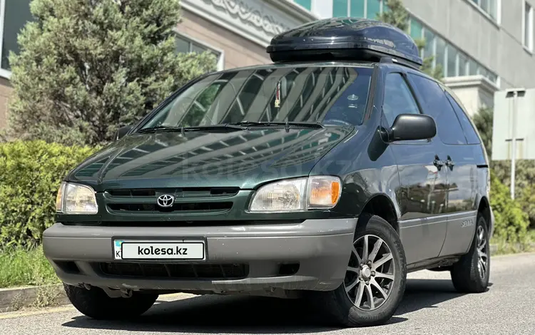 Toyota Sienna 2000 годаүшін5 500 000 тг. в Алматы