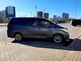 Toyota Alphard 2011 года за 10 500 000 тг. в Астана – фото 2