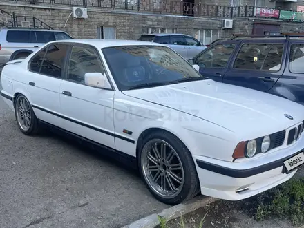 BMW 520 1991 года за 1 700 000 тг. в Астана – фото 2