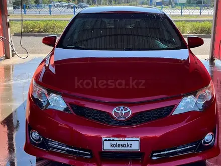 Toyota Camry 2013 года за 5 200 000 тг. в Актобе – фото 3