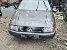 Volkswagen Polo, 1996