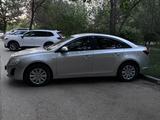 Chevrolet Cruze 2013 года за 3 999 990 тг. в Актобе – фото 2