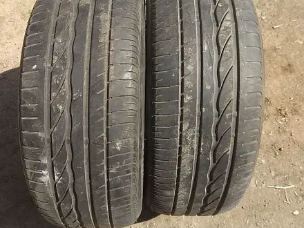 Шины 225/55 R16 — "Bridgestone Turanza ER300" (Польша), летние, в за 65 000 тг. в Астана