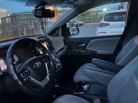 Toyota Sienna 2014 года за 9 500 000 тг. в Актау – фото 3