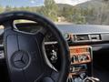 Mercedes-Benz E 220 1993 года за 2 200 000 тг. в Алматы – фото 5