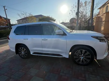 Lexus LX 570 2019 года за 55 000 000 тг. в Актау – фото 3