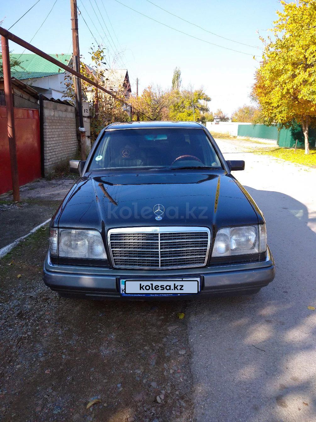 Mercedes-Benz E 320 1995 г.