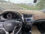 Hyundai Solaris 2015 года за 5 000 000 тг. в Актобе – фото 4