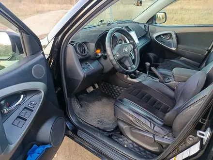 Toyota RAV4 2011 года за 9 100 000 тг. в Усть-Каменогорск – фото 16