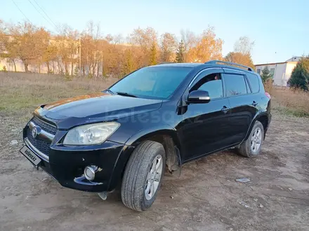 Toyota RAV4 2011 года за 9 100 000 тг. в Усть-Каменогорск – фото 2