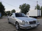 Mercedes-Benz E 240 1999 годаүшін2 200 000 тг. в Актобе – фото 2