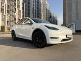 Tesla Model Y 2023 годаүшін18 000 000 тг. в Алматы – фото 2