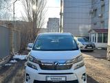 Toyota Vellfire 2012 года за 13 300 000 тг. в Астана – фото 2