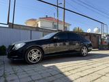 Mercedes-Benz E 200 2011 года за 7 000 000 тг. в Алматы – фото 2