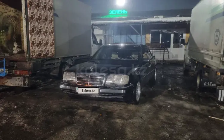 Mercedes-Benz E 320 1994 года за 3 000 000 тг. в Шымкент