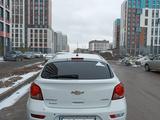 Chevrolet Cruze 2014 года за 5 000 000 тг. в Астана – фото 2