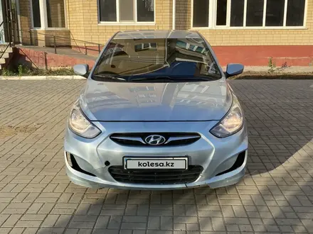 Hyundai Solaris 2011 года за 4 200 000 тг. в Актобе – фото 4