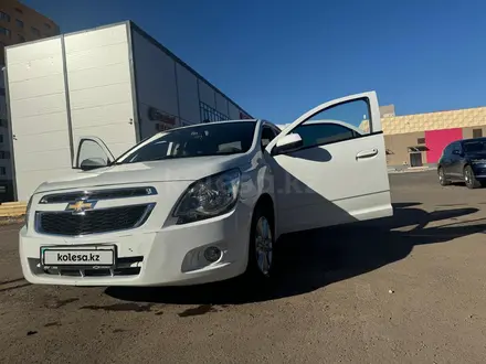 Chevrolet Cobalt 2022 года за 5 700 000 тг. в Астана – фото 2