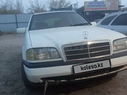 Mercedes-Benz C 180 1994 года за 950 000 тг. в Астана