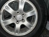Шины с дисками отдам Toyota r16 за 140 000 тг. в Караганда – фото 2