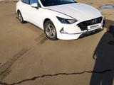 Hyundai Sonata 2020 года за 10 000 000 тг. в Уральск