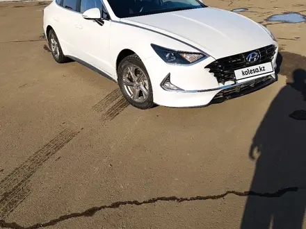 Hyundai Sonata 2020 года за 11 000 000 тг. в Уральск