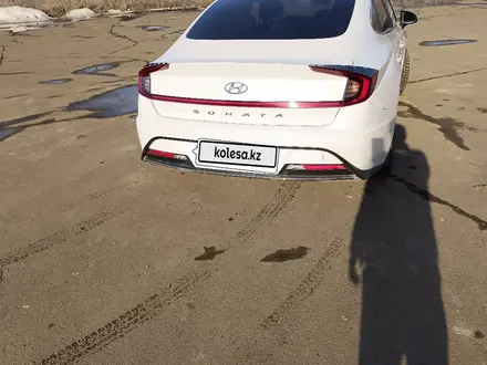 Hyundai Sonata 2020 года за 11 000 000 тг. в Уральск – фото 5