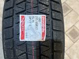 235/65/17 Bridgestone за 71 000 тг. в Алматы