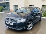 Volkswagen Polo 2011 годаfor3 350 000 тг. в Астана – фото 2