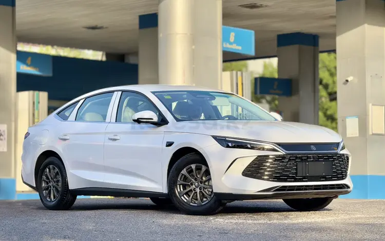 BYD Qin L DM-i 2025 года за 10 799 990 тг. в Шымкент