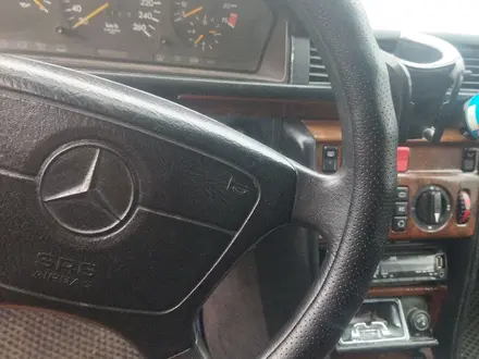 Mercedes-Benz E 320 1993 года за 2 350 000 тг. в Тараз – фото 10