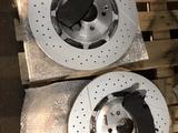 Тормозные диски в оригинале на W222, C217 mercedes S63amg за 650 000 тг. в Астана