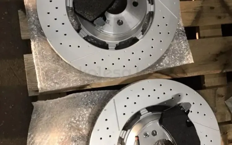 Тормозные диски в оригинале на W222, C217 mercedes S63amg за 650 000 тг. в Астана