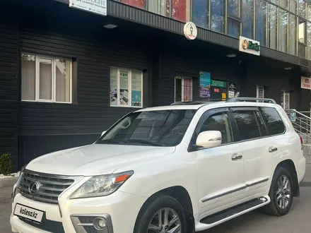 Lexus LX 570 2014 года за 30 000 000 тг. в Алматы – фото 2