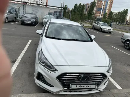 Hyundai Sonata 2019 года за 7 000 000 тг. в Астана