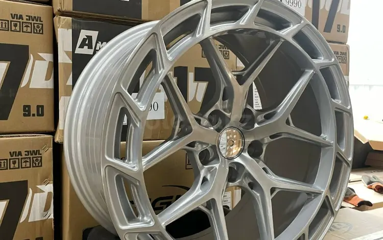 VOSSEN R20 5x120 (РАЗНОШИРОКИЕ) 8.5J/9.5J ET 35/28 за 440 000 тг. в Алматы