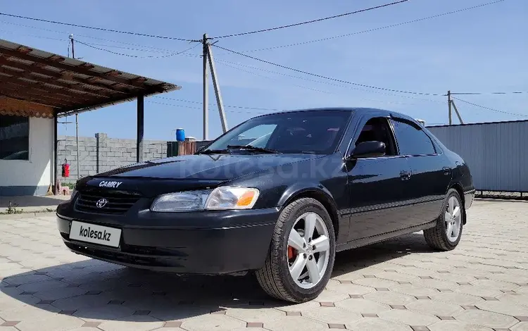 Toyota Camry 1998 годаүшін2 000 000 тг. в Алматы