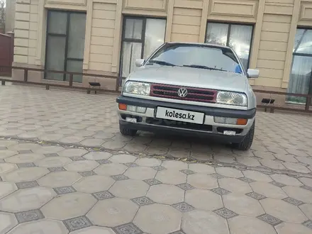 Volkswagen Vento 1993 года за 1 450 000 тг. в Кызылорда – фото 4