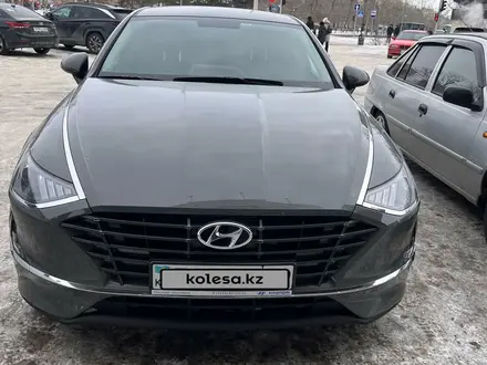 Hyundai Sonata 2022 года за 12 500 000 тг. в Караганда