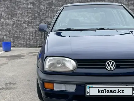 Volkswagen Golf 1994 года за 2 150 000 тг. в Алматы – фото 6