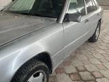 Mercedes-Benz E 260 1989 года за 900 000 тг. в Жаркент – фото 2