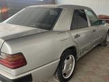 Mercedes-Benz E 260 1989 года за 900 000 тг. в Жаркент – фото 4