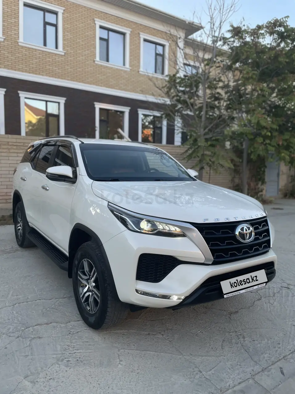 Toyota Fortuner, 2022
