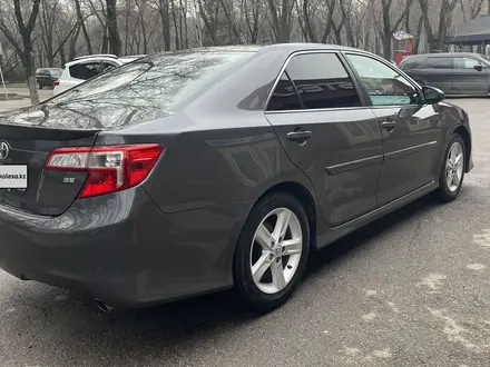 Toyota Camry 2013 года за 9 000 000 тг. в Алматы – фото 11