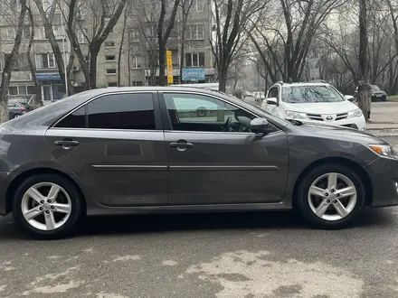 Toyota Camry 2013 года за 9 000 000 тг. в Алматы – фото 13