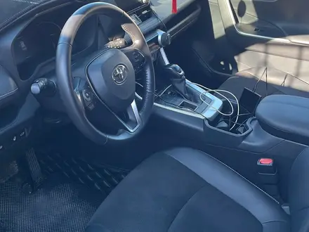 Toyota RAV4 2022 года за 16 500 000 тг. в Актобе – фото 11