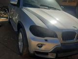 BMW X5 2010 года за 10 000 тг. в Актау – фото 2