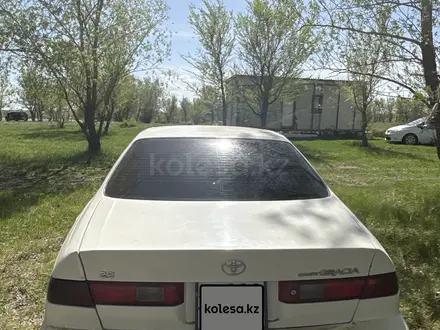 Toyota Camry Gracia 1997 года за 2 200 000 тг. в Семей – фото 10