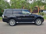 Mitsubishi Pajero 2013 годаүшін12 000 000 тг. в Астана – фото 2